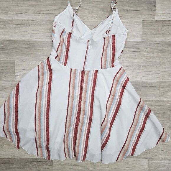 MIAMI Womens White Stripe Strappy Mini Dress Medium - Picture 7 of 7